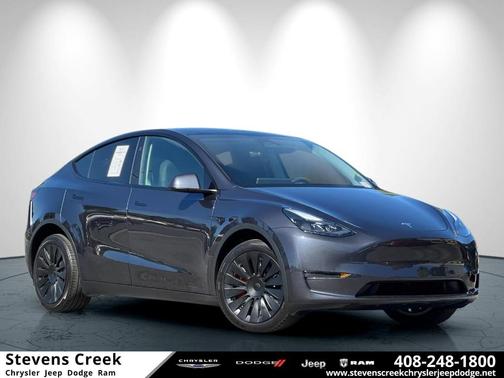 2024 Tesla Model Y Long Range