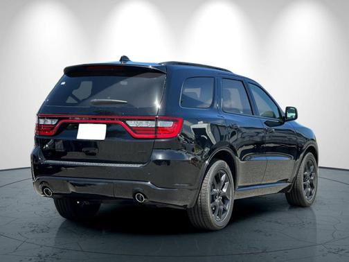 Black 2026 Dodge Durango GT HEMI V8