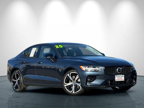 2025 Volvo S60 B5 Core