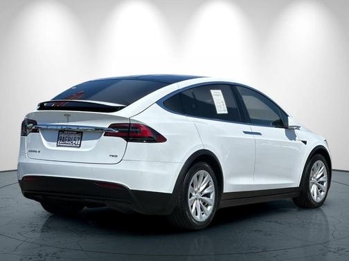 2018 Tesla Model X 75D