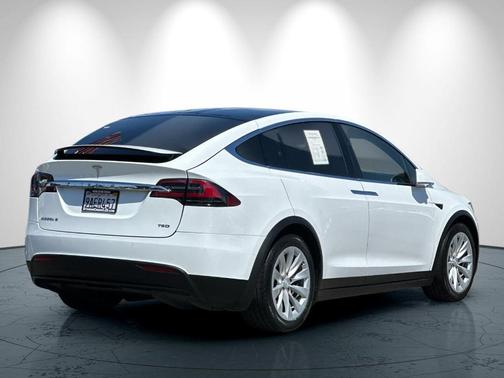 2018 Tesla Model X 75D
