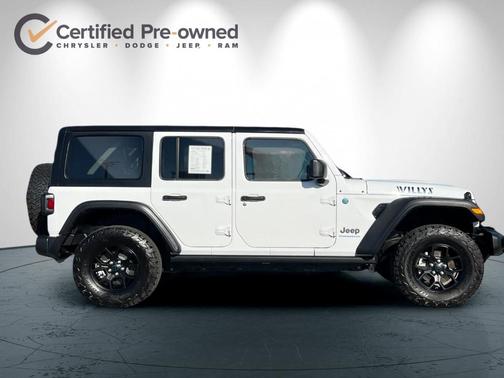 2025 Jeep Wrangler 4xe Sport