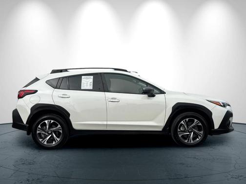 Crystal White Pearl 2024 Subaru Crosstrek Premium