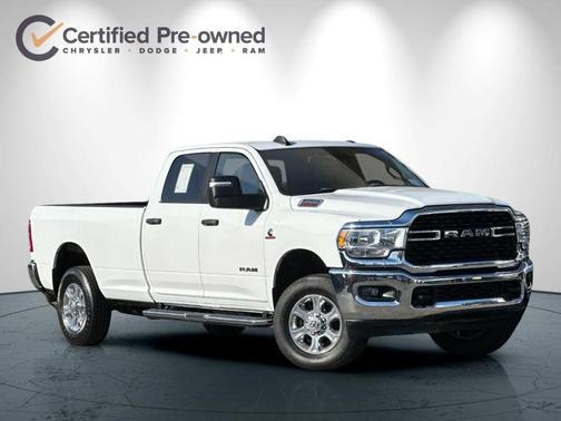 Bright White Clearcoat 2023 RAM 3500 Big Horn