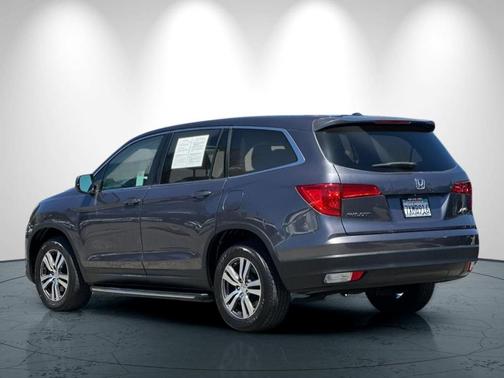 Gray 2017 Honda Pilot EX-L