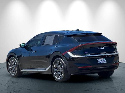 Ebony Black 2025 Kia EV6 Light