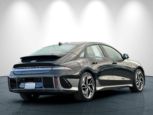 2023 Hyundai IONIQ 6 SEL