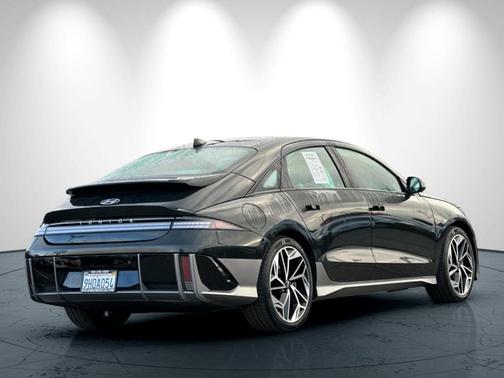 2023 Hyundai IONIQ 6 SEL