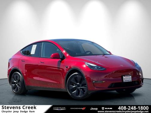 2025 Tesla Model Y Long Range