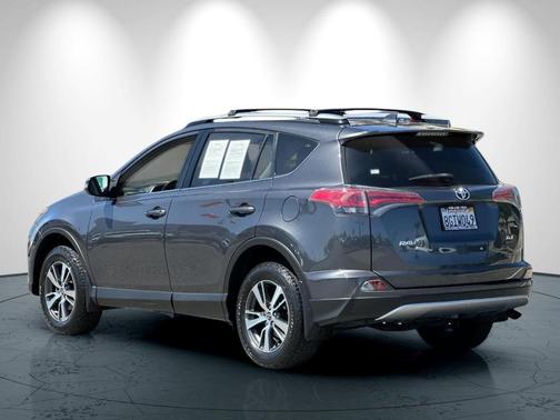 2018 Toyota RAV4 Adventure