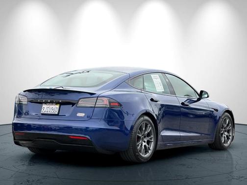 2023 Tesla Model S Plaid