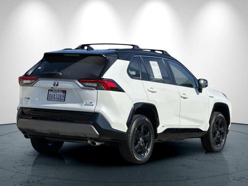 2021 Toyota RAV4 Hybrid XSE