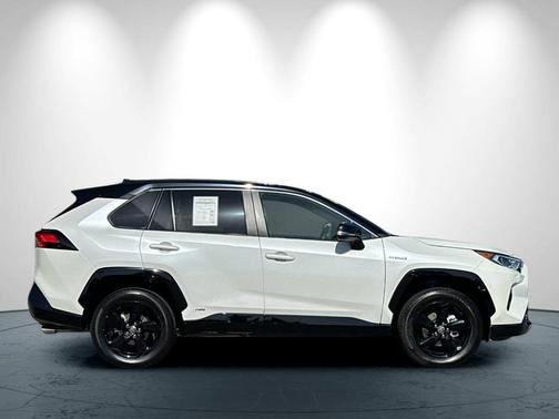 2021 Toyota RAV4 Hybrid XSE