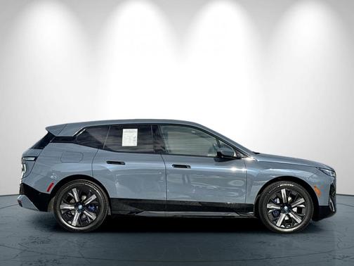 2024 BMW iX xDrive50