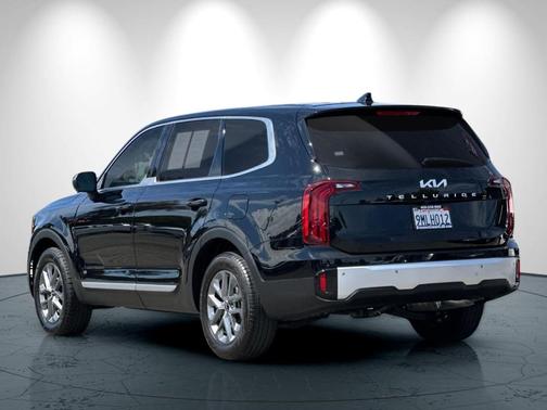 2024 Kia Telluride LX