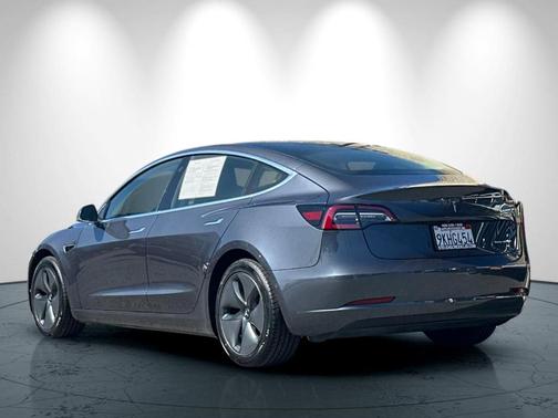 Midnight Silver Metallic 2020 Tesla Model 3 Long Range