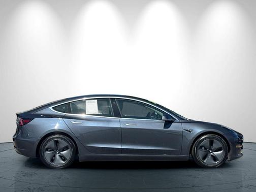 Midnight Silver Metallic 2020 Tesla Model 3 Long Range