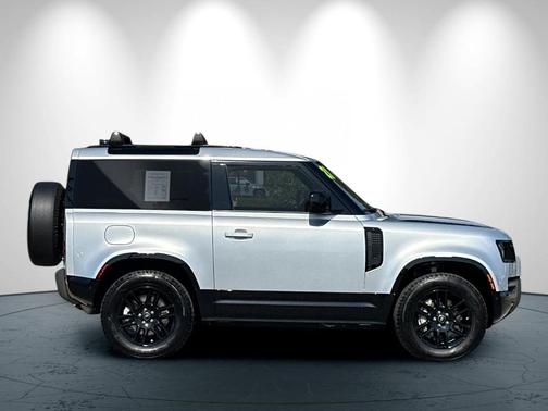 2021 Land Rover Defender 90 X-Dynamic S