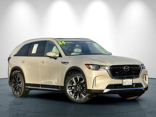 2024 Mazda CX-90 PHEV Premium Plus