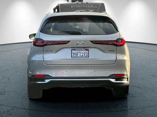 2024 Mazda CX-90 PHEV Premium Plus