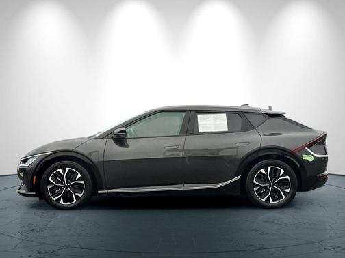 2023 Kia EV6 Wind