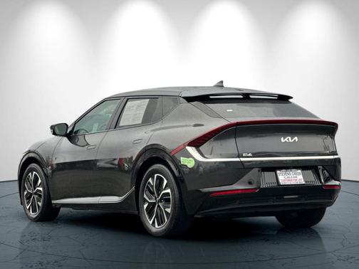 2023 Kia EV6 Wind