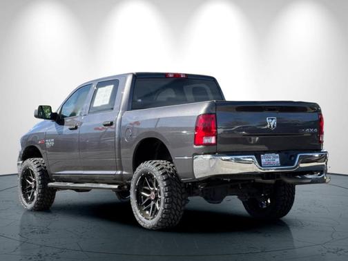 Granite Crystal Clearcoat Metallic 2019 RAM 1500 Classic Tradesman