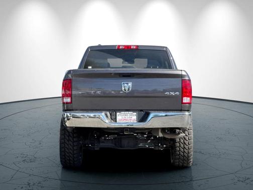 Granite Crystal Clearcoat Metallic 2019 RAM 1500 Classic Tradesman