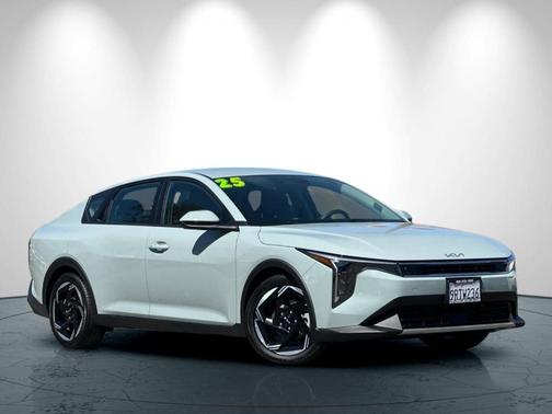 Haze 2025 Kia K4 EX