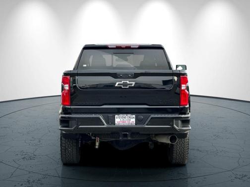 Black 2024 Chevrolet Silverado 2500 High Country