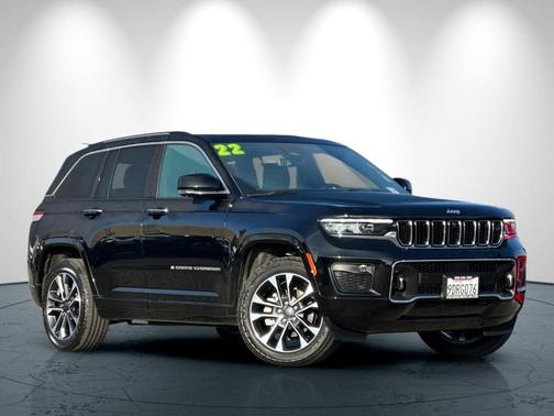 2022 Jeep Grand Cherokee Overland