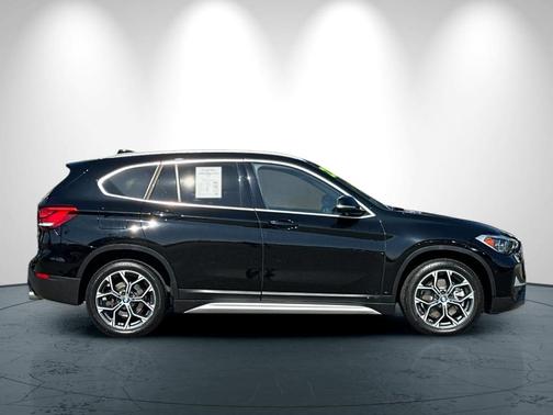 2022 BMW X1 sDrive28i