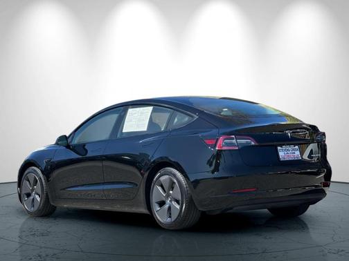 Black 2021 Tesla Model 3 Long Range