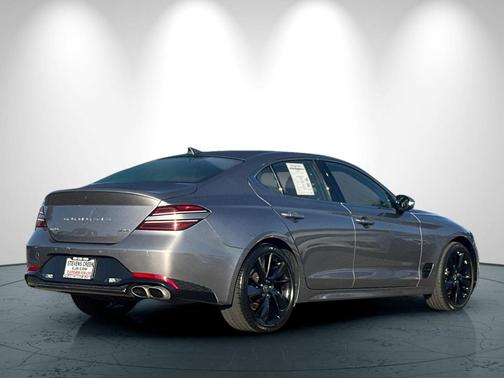 2023 Genesis G70 2.0T
