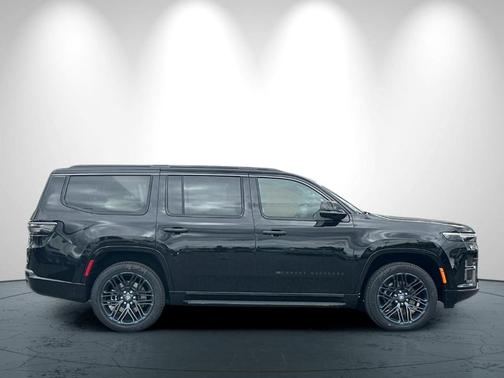 Gloss Black 2026 Jeep Grand Wagoneer Base