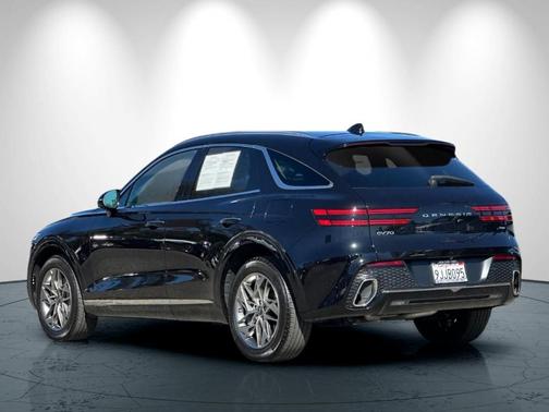 2024 Genesis GV70 2.5T