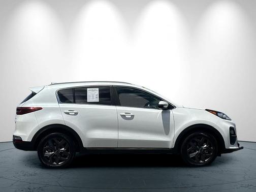 Snow White Pearl 2020 Kia Sportage S