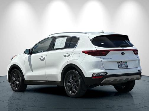 Snow White Pearl 2020 Kia Sportage S