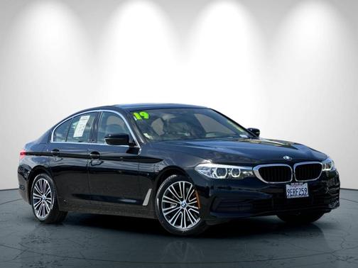 Jet Black 2019 BMW 530 i