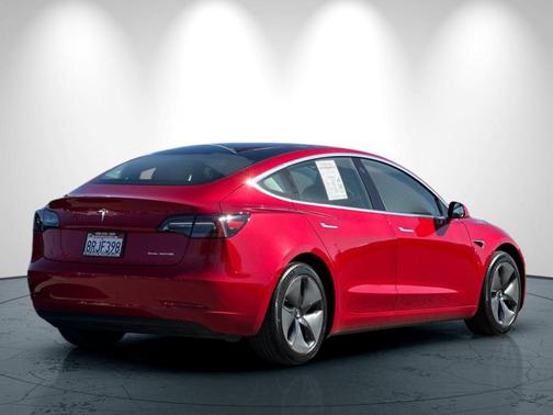 2020 Tesla Model 3 Long Range