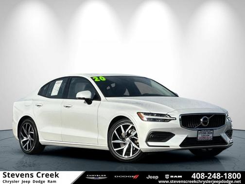 2020 Volvo S60 T5 Momentum