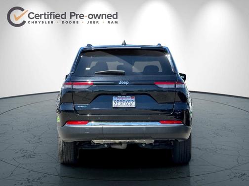 Diamond Black 2022 Jeep Grand Cherokee 4xe Base