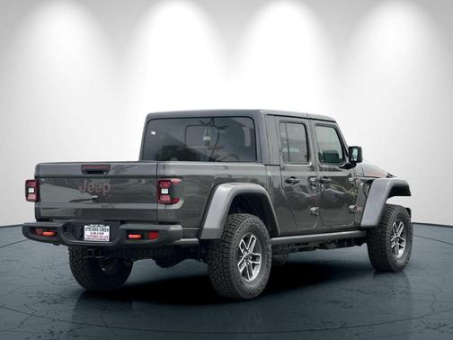 Granite Crystal 2026 Jeep Gladiator Mojave