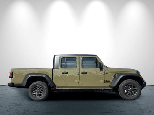 41 2026 Jeep Gladiator Sport