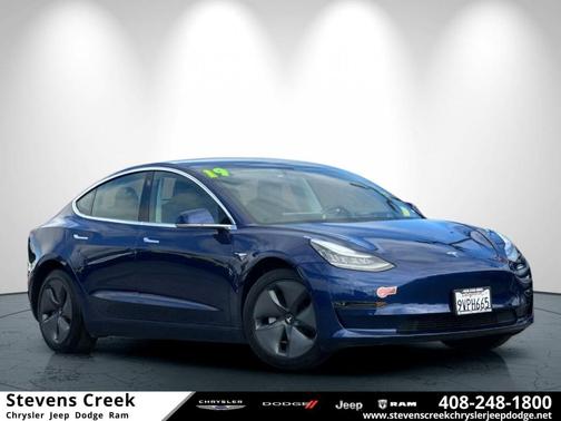 Blue 2019 Tesla Model 3 Standard Range Plus