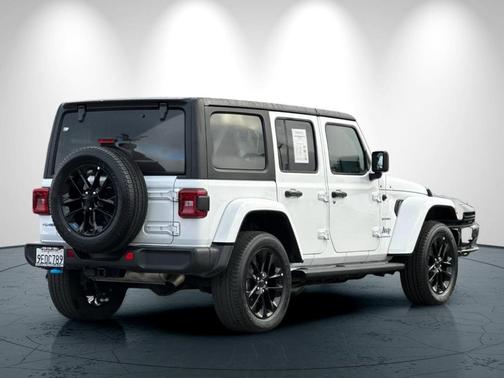 2023 Jeep Wrangler 4xe Sahara