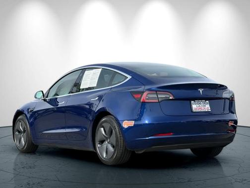 2019 Tesla Model 3 Standard Range Plus