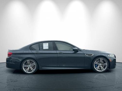 Singapore Gray Metallic 2014 BMW M5 Base