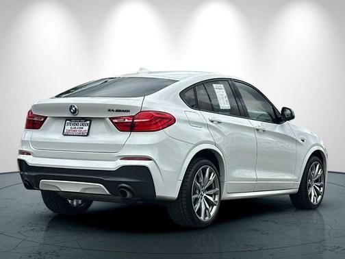 Alpine White 2017 BMW X4 M40i