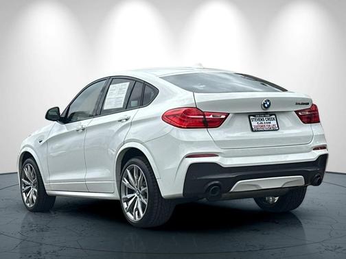 Alpine White 2017 BMW X4 M40i